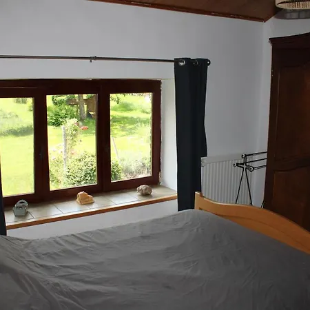 Aux Hetres Pourpres Vakantiehuis Amonines